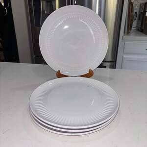 Over & Back White Ribbed Dinner Plates Set of 4